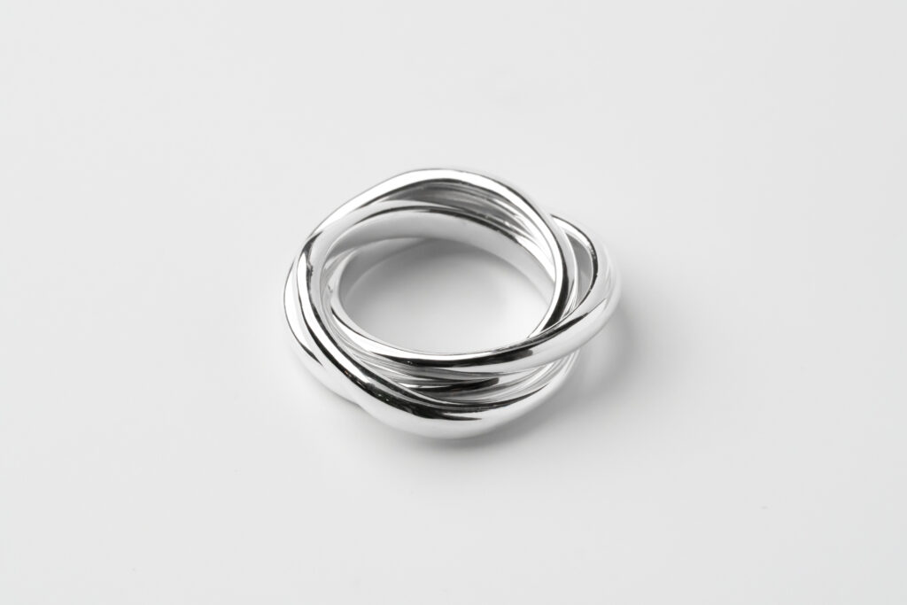 Triple ring