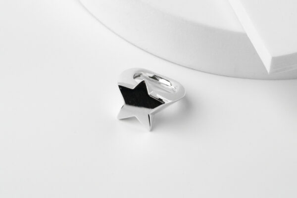 Star Shaped Ring